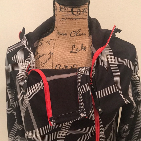 The North Face jacket - Picture 4 of 7